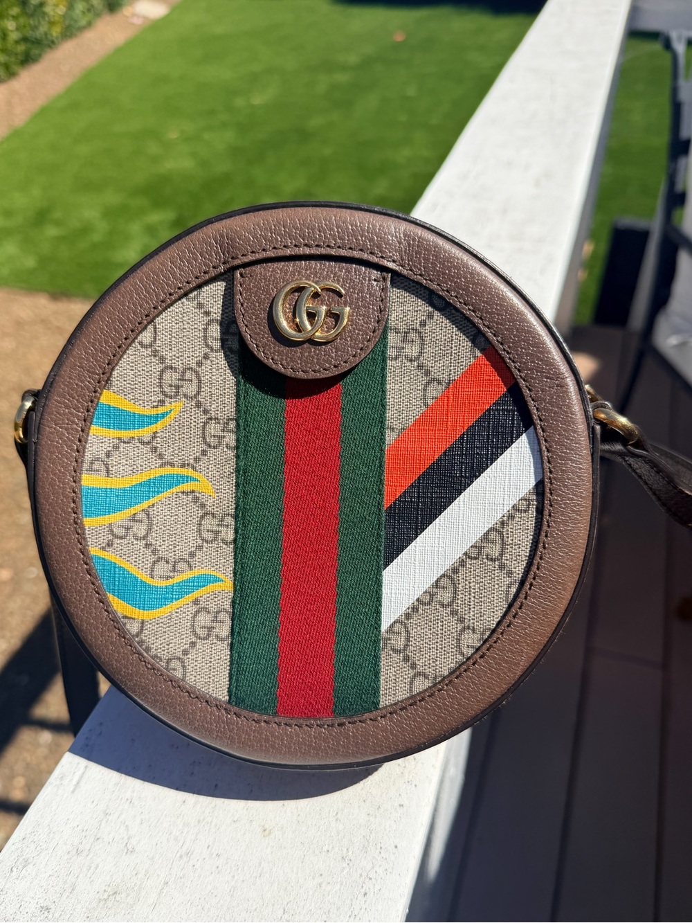 Gucci GG Supreme Ophidia Graphic Round Crossbody Bag